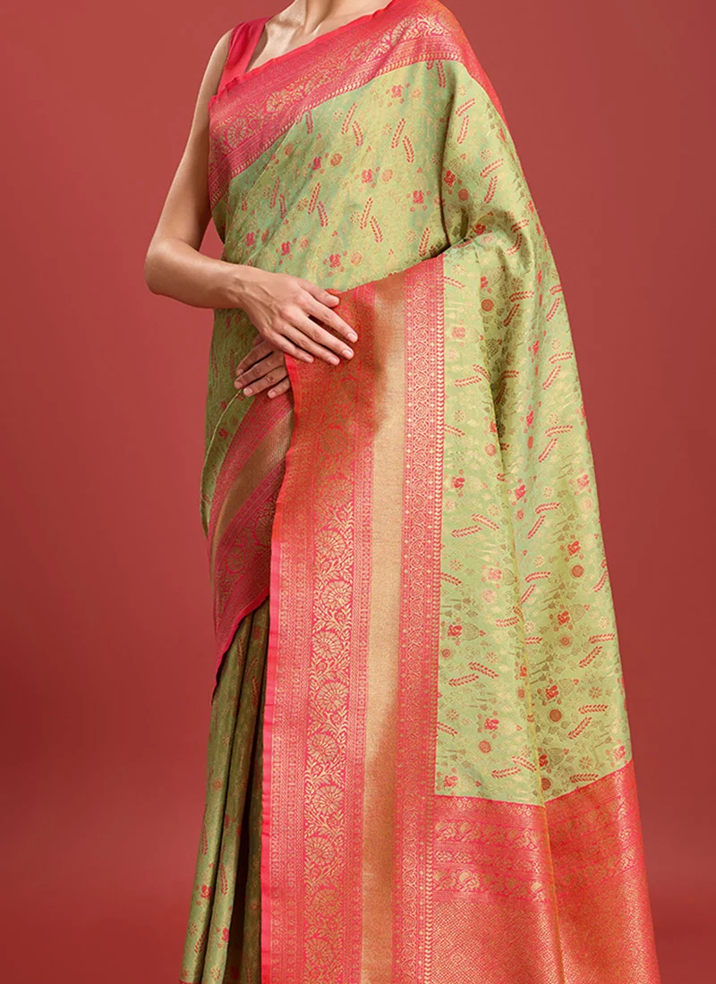 Kanchipuram Silk Green Zari Woven Border Saree For Traditional Indian Women Festive Wear - Image 4